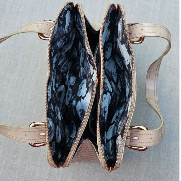 Ted Baker Quilted Patten Leather Vinyl Should Bag Rose Gold Hardware - Picture 12 of 16